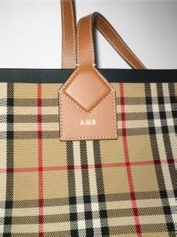 mettere iniziali burberry dopo l'acquisto|Personalisation Services .